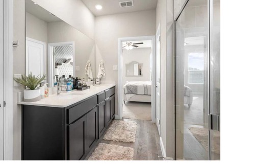 Haslet House | Modern Luxury 4BD Home Near Dallas TX