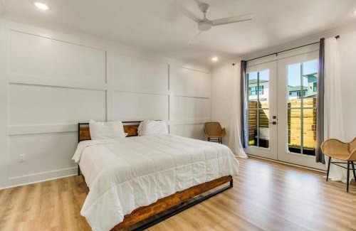 Ono Island House | Modern Luxury 4BR Pool Bay Access Outdoor Dining