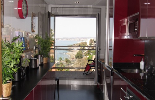 Benalmadena Costa Apartment | Modern luxury apartment at 100m from the beach and fantastic seaviews,