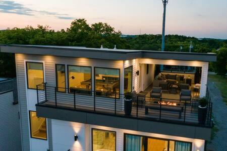 Talbot's Corner House | Modern Luxury Hot Tub Mini Golf Elevator Views