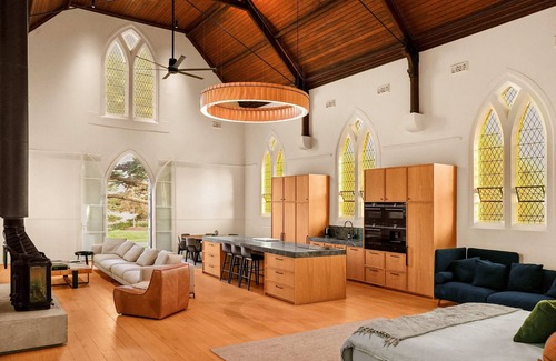 Springdallah Villa | Modern luxury in Dallah Chapel