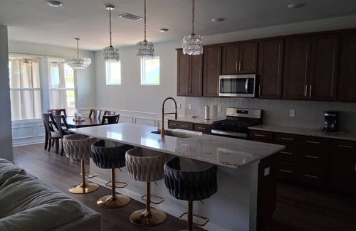 Blythewood Apartment | Modern Luxury Oasis w/ Shared Pool