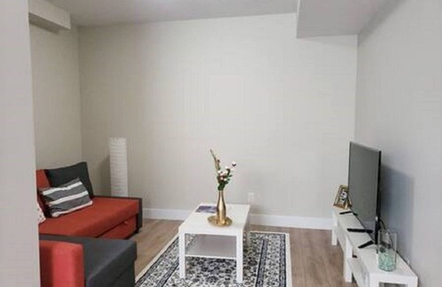 Northeast Edmonton House | Modern Luxury Private Suite.