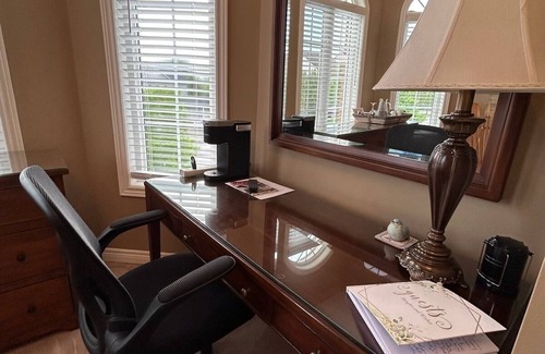 Port Perry House | Modern luxury suite near historic downtown Port Perry