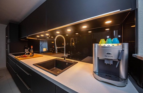 Moessingen House | Modern Luxury Villa Antonia