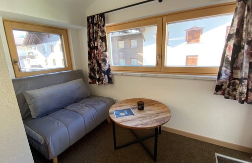 Serfaus Apartment | Modern meets Tyrol - bright apartment in the apart-hotel with high-quality equipment