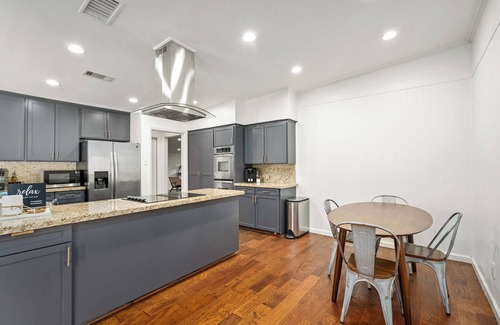 Memorial House | Modern Mid-Century Renovation