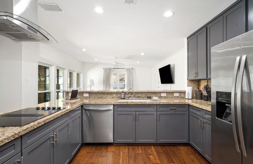 Memorial House | Modern Mid-Century Renovation