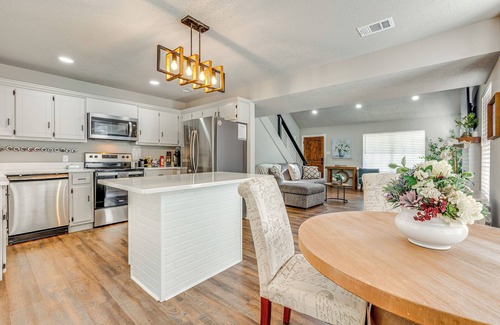 Saint Elmo House | Modern Mobile Home w/Deck & Fully Fenced Yard!