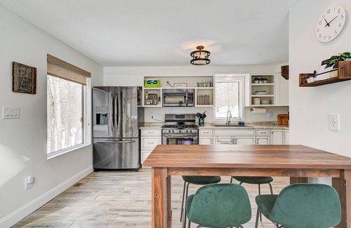 Birch Hill House | Modern Mountain Escape. Outdoor Patio, Fire Pit, EV Charger & Nature Views
