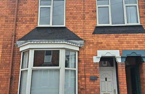 Lincoln House | Modern-Newly Refurbished 3-Bedroom House