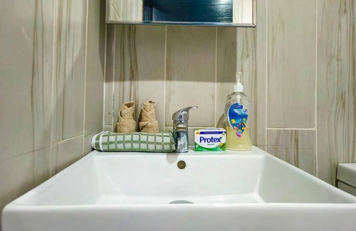 Apia House | Modern Oasis, Lelata | 4BR, Free-Wifi, Gym, Netlix, Aircon
