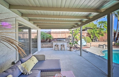 Mira Costa House | Modern Oceanside Home w/Pool & Putting Green
