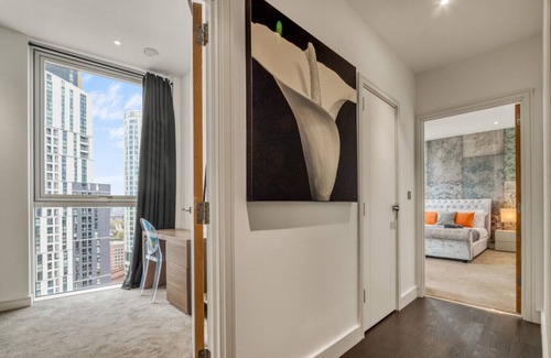 Vauxhall Condo | Modern penthouse in nine elms