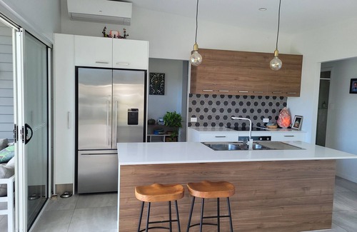 Coolum Beach House | Modern Private 4 bedroom house