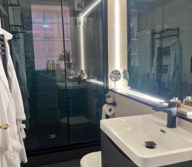 Mayfair Apartment | Modern Quiet 1 bed Flat -Mayfair