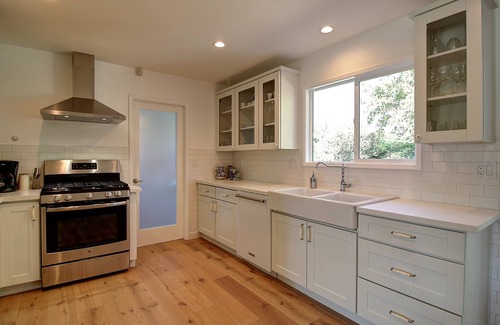 Goleta House | Modern Ranch Style House 2 blocks from Lake Los Carneros