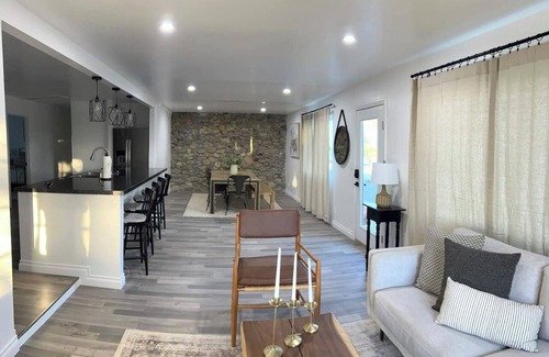 Desert Hot Springs House | Modern Ranch House~Great for Big Groups! Salt Water Pool + Spa