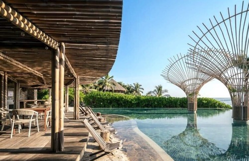 Troncones Villa | Modern retreat villa by the sea