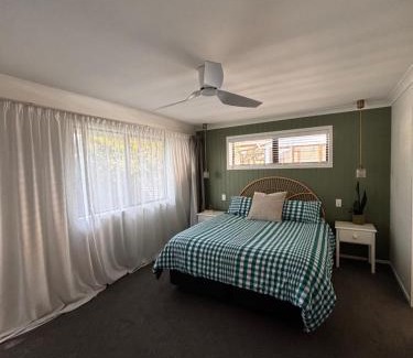 Coromandel House | Modern Retreat for Friends, Family, or Fishing!
