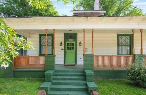 Olde Town Augusta House | Modern Retreat/Historic Olde Towne/Masters Rental