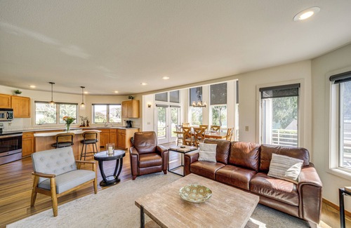 Wapato Point House | Modern Retreat w/Hot Tub - Steps to Lake Chelan!