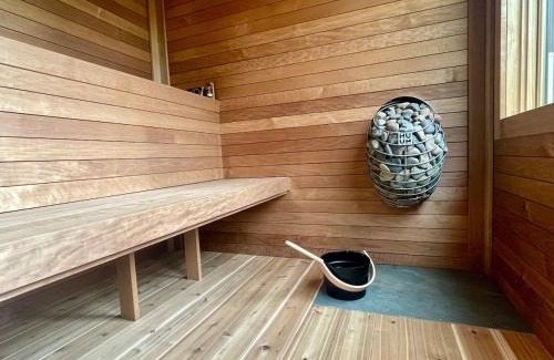 Waterbury Center House | Modern Retreat with Sauna between Stowe and Waterbury