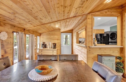 Gouldsboro Cabin | Modern Rustic Pocono Cabin at Big Bass Lake