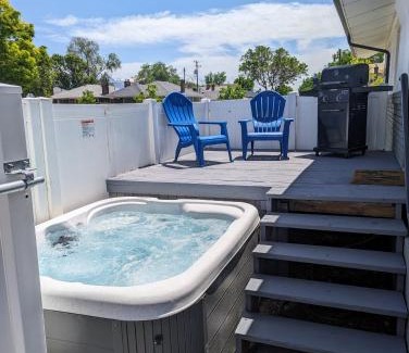 People's Freeway House | Modern Rustic Stay with Hot Tub near Downtown