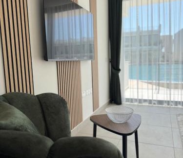 Esentepe Apartment | Modern Seaside Studio - Pearl Island