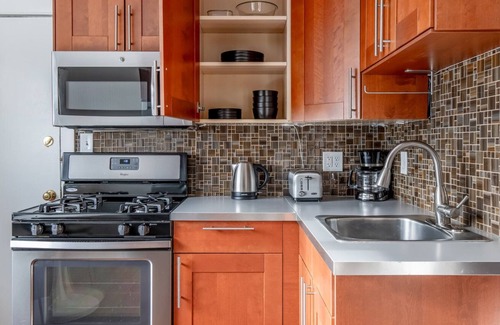 Winter Hill Apartment | Modern Somerville 1BR w/ W/D, nr Winter Hill, by Blueground