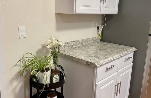 Corvallis House | Modern, Spacious, and Private 1BR Suite