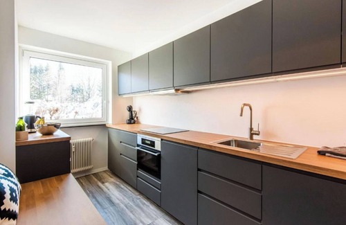 Schuttdorf Apartment | Modern spacious apartment near top ski resorts