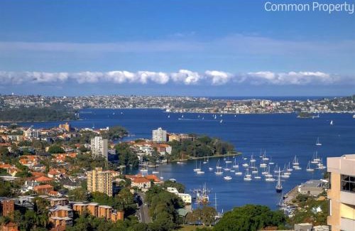 North Sydney Apartment | Modern Spacious City Pad with Rooftop Pool and Gym
