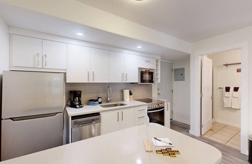 Sun Peaks Condo | Modern Studio in Snow Creek Village