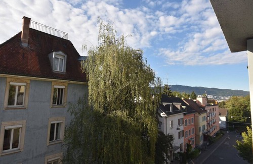 District 6 Apartment | Modern studio near main station (Crown 16)