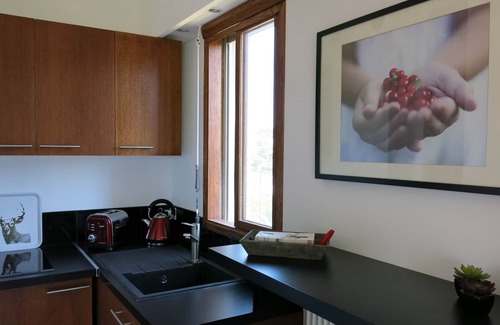 Cap-d'Antibes Apartment | Modern studio, sunny and calm "feet in the water" Plage de la Salis
