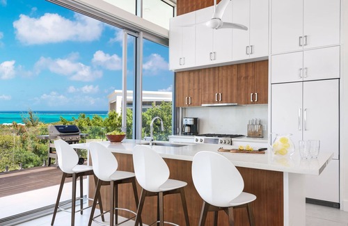 Providenciales Villa | Modern, stunning north shore ocean views - Blue Turtle Villa in Turks & Caicos
