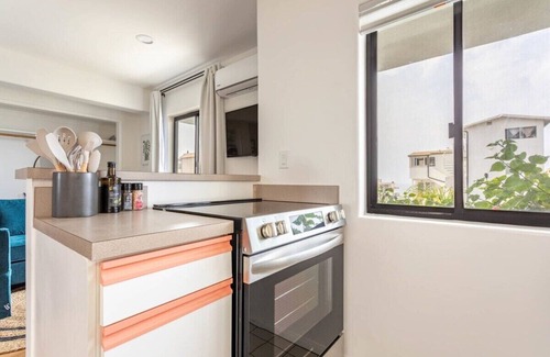 El Porto Apartment | Modern Stylish Studio Manhattan Beach