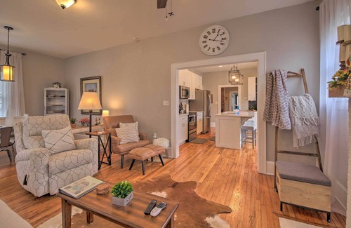Jefferson City House | Modern, Sun-Lit Retreat w/Fire Pit & Yard!