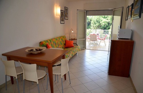 Bibione Pineda Apartment | Modern three room apartment in a prestigious residence with shared pool