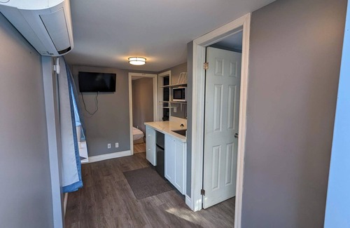 Wasaga Beach Cottage | Modern Tiny Wood Cottage #2 Camping style Cottages 5 minutes to the beach!