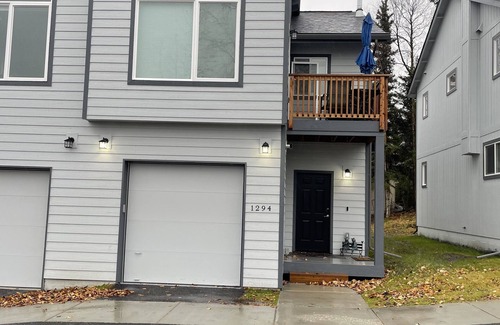 Bayshore - Klatt House | Modern Townhome