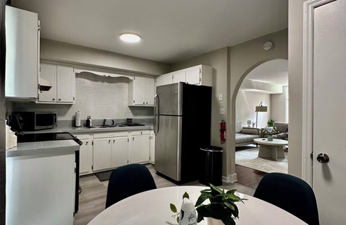 Gastonia Apartment | Modern Townhome w/Balcony Walk to FUSE Stadium