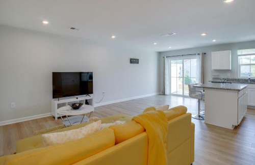 Cartersville House | Modern Townhome with Patio 7 Mi to Dtwn Cartersville