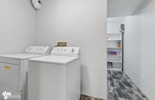 Turnagain House | Modern Turnagain Townhome