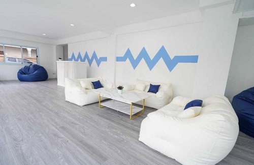 North Pattaya House | Modern Twin Getaway Near the Shores of Pattaya