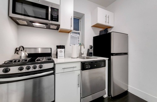 Chelsea Apartment | Modern Two Bedroom in Chelsea/Greenwich Village