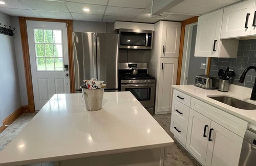 Billerica Apartment | Modern Updated Apartment/Private Parking, Yard, Grill, Firepit - Resort Living!