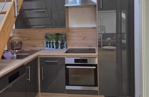 Korbach Apartment | Modern vacation apartment in the countryside - lakes, cycle paths & events nearby, 4 pers.